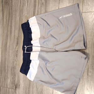 EUC Speedo Men's sz L Swimtrunks w/2 front pockets & 1 back pocket